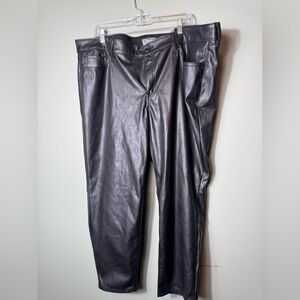 Torrid Women’s Perfect Skinny Faux‎ Leather High Rise Pants Size 24R Black NWT